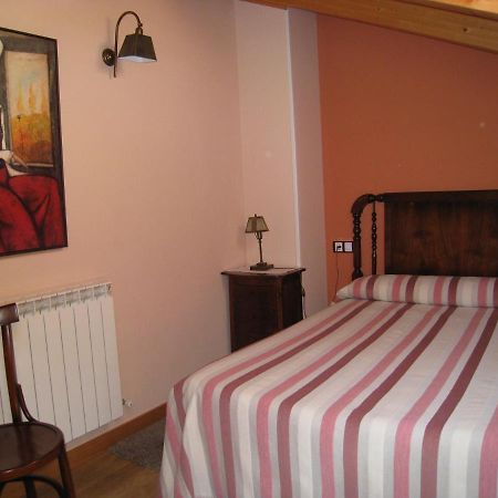 Casa Rural Patiño Guest House Quintanas de Gormaz Bagian luar foto