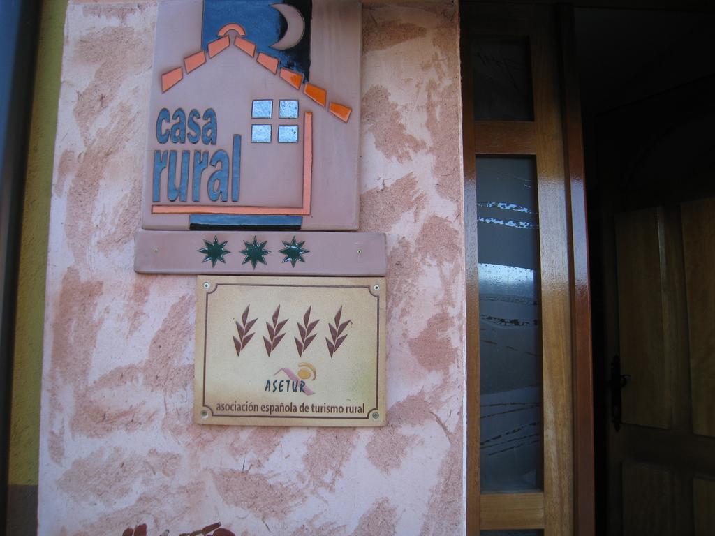Casa Rural Patiño Guest House Quintanas de Gormaz Bagian luar foto